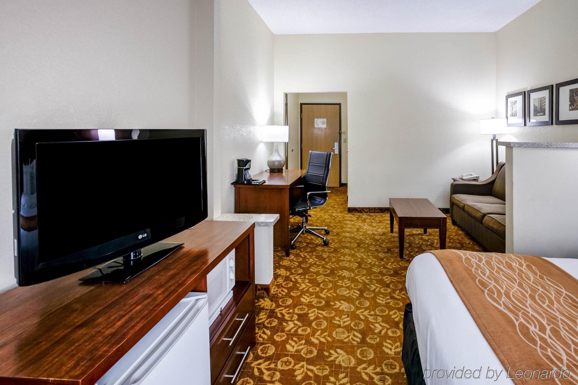 Comfort Suites Kansas City-Ліберті Екстер'єр фото